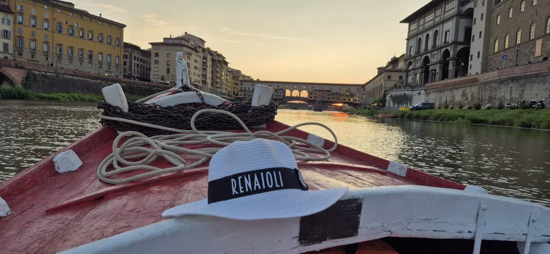 I Renaioli — Arno Night Boat Passage, Florence