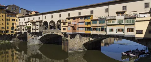 The Vasari Corridor: Florence's Secret Elevated Walkway and the Medici's Private Commute