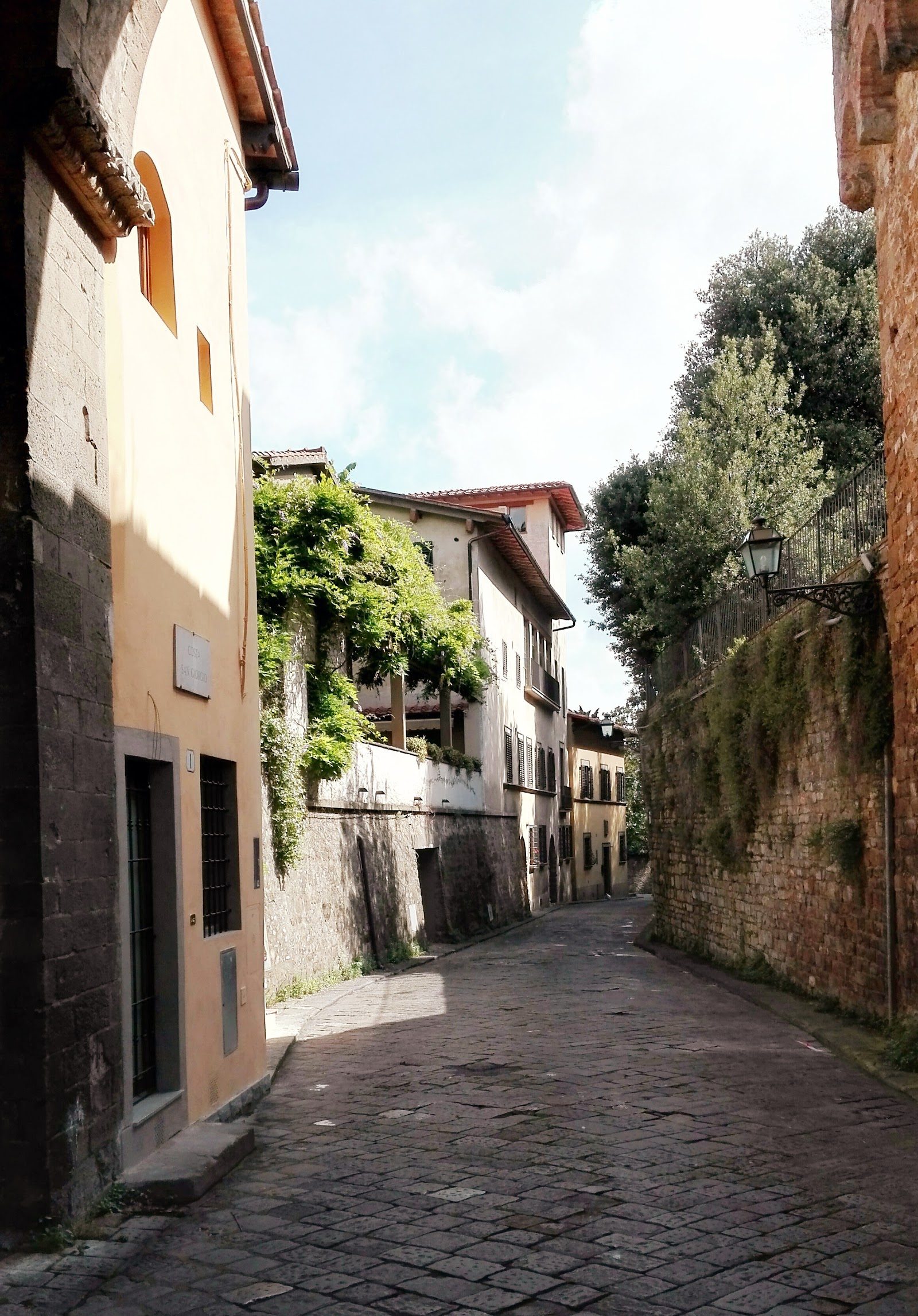 Via di San Leonardo, Florence