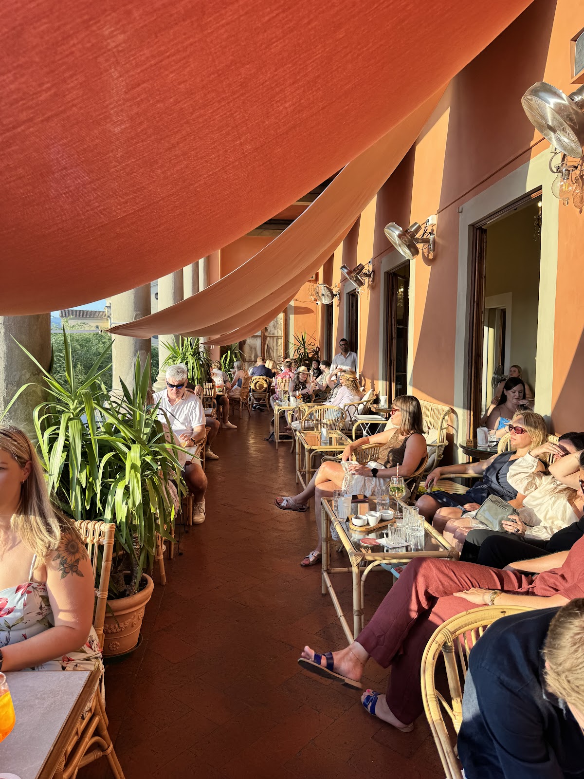 Loggia Roof Bar — photo 4