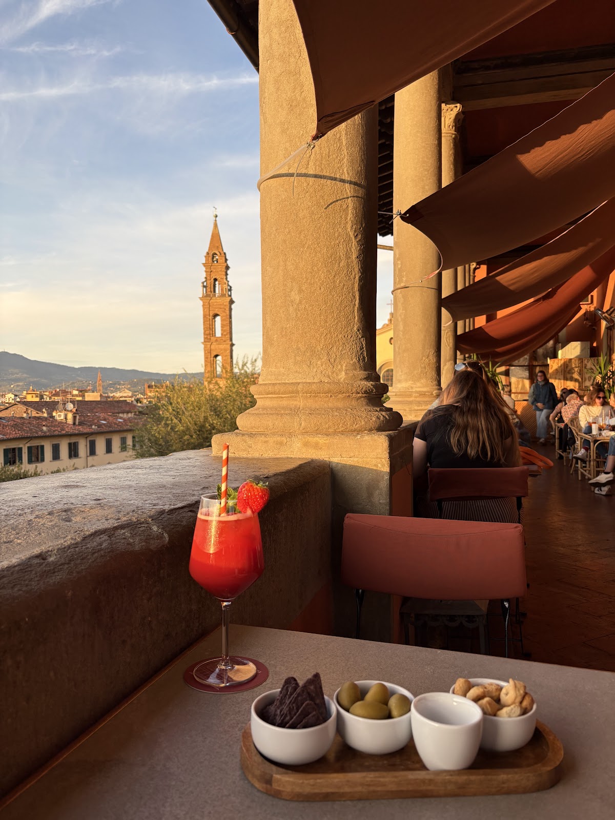 Loggia Roof Bar — photo 5